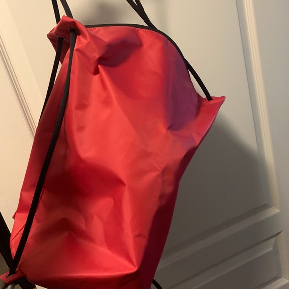 Under Armour slouchy back pack - Picture 2 of 3